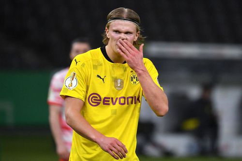 Borussia Dortmund a câștigat joi Cupa Germaniei, după 4-1 în finală cu Leipzig. La finalul partidei, Erling Haaland (20 de ani), autorul unei „duble”, a oferit declarația serii.