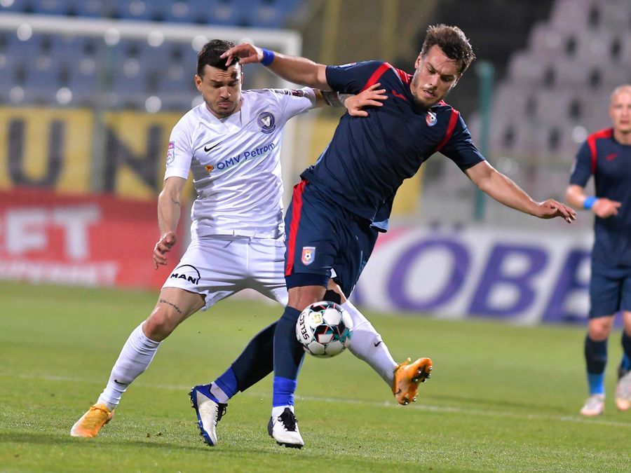 FOTO: facebook.com/chindiaoficial Chindia - Viitorul 0-2 » Se vede mâna „Regelui”! Noul clasament din play-out