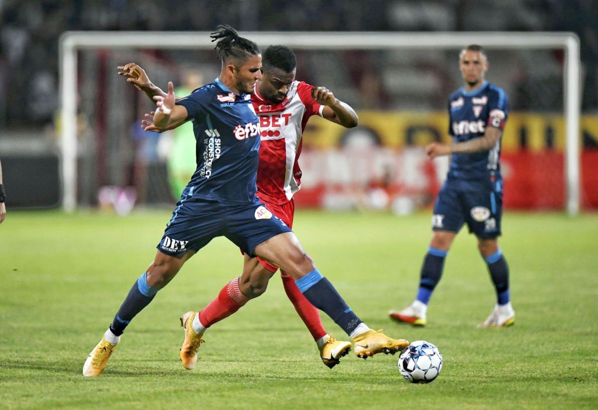 5 jucători din Dinamo - UTA au luat 4 în caseta tehnică din ziar