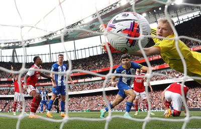 Arsenal, învinsă acasă după o gafă de arbitraj uriașă » Titlul în Anglia e aproape decis