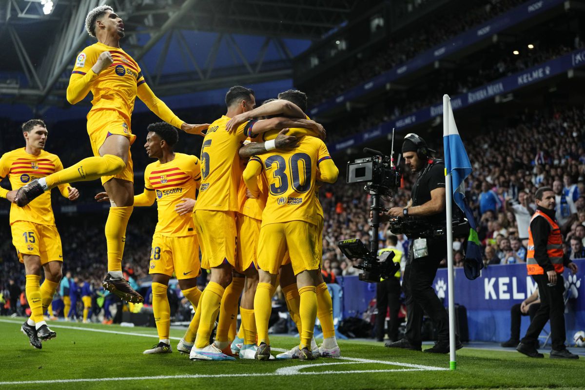 Espanyol - Barcelona 2-4 » Trupa de pe Camp Nou câștigă pe terenul rivalei și este noua campioană din La Liga!