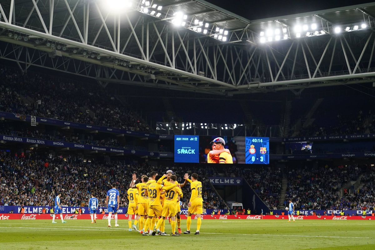 Espanyol - Barcelona 2-4 » Trupa de pe Camp Nou câștigă pe terenul rivalei și este noua campioană din La Liga!