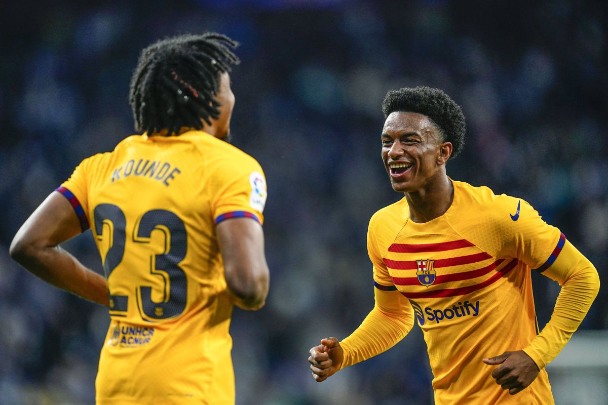 Espanyol - Barcelona 2-4 » Trupa de pe Camp Nou câștigă pe terenul rivalei și este noua campioană din La Liga!