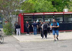 Fanii FCSB cumpără și azi bilete pentru derby-ul cu CFR Cluj » Imagini de la case, în ziua meciului