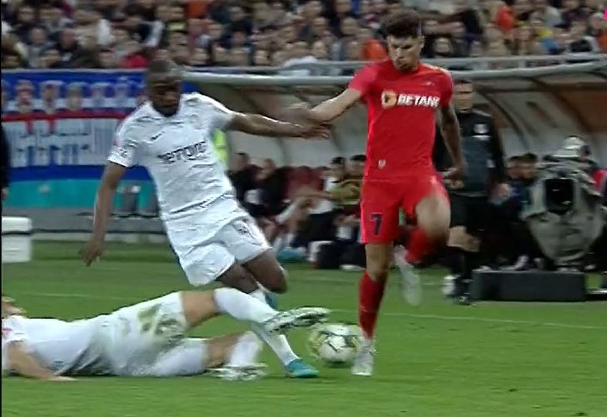 Momente de panică pe Arena Națională » Propriul coleg l-a făcut KO: a rămas prăbușit pe gazon, dar Colțescu NU a oprit jocul!