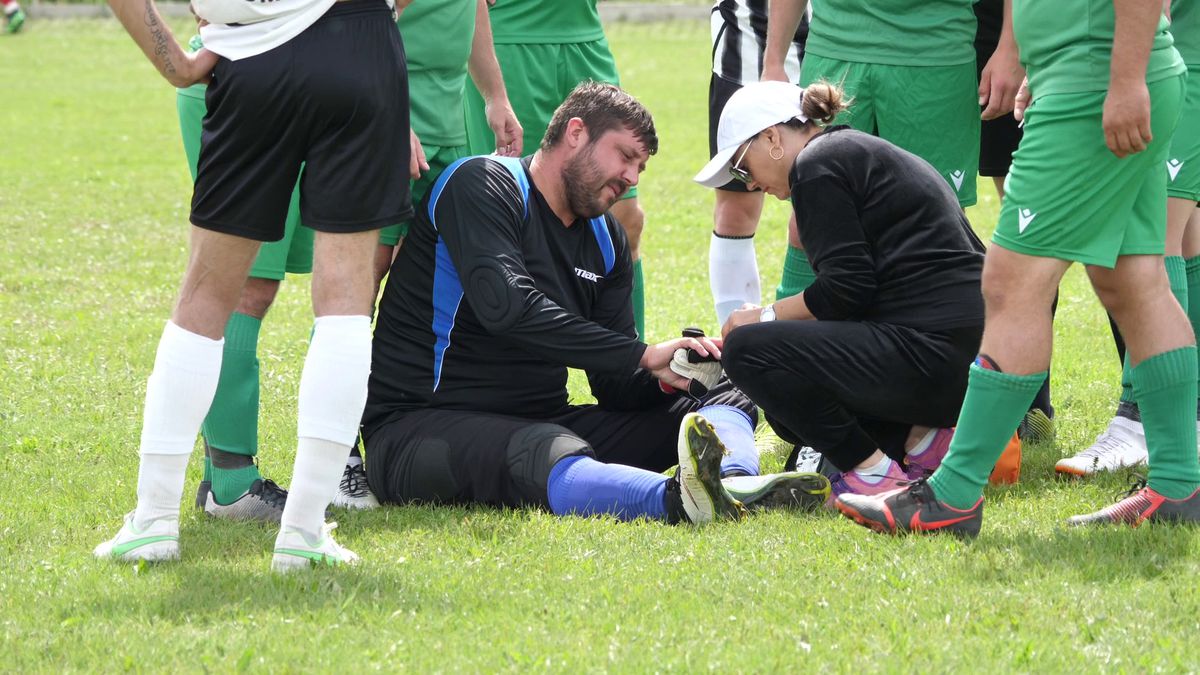 Mită pentru arbitri la Frumușani și un KO neașteptat! „Li s-a făcut milă, ne-au dat banii înapoi” vs „Voi nu câștigați nici dacă plătim brigada!”