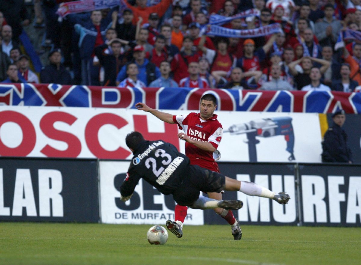 După 20 de ani » Imagini nepublicate de la ultima finală de Cupă jucată de Oțelul » Peste 1.500 de gălățeni au făcut show în Cotroceni