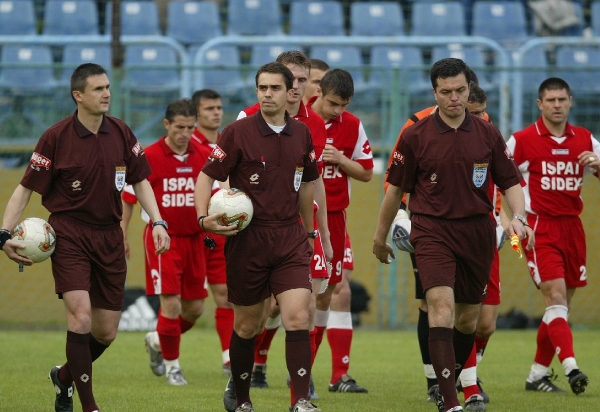 După 20 de ani » Imagini nepublicate de la ultima finală de Cupă jucată de Oțelul » Peste 1.500 de gălățeni au făcut show în Cotroceni