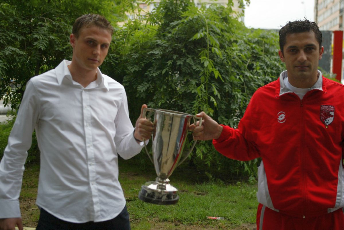 După 20 de ani » Imagini nepublicate de la ultima finală de Cupă jucată de Oțelul » Peste 1.500 de gălățeni au făcut show în Cotroceni