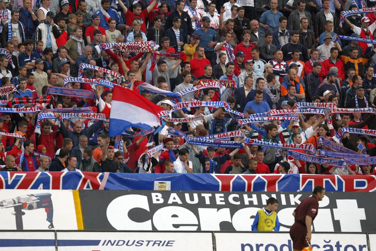 După 20 de ani » Imagini nepublicate de la ultima finală de Cupă jucată de Oțelul » Peste 1.500 de gălățeni au făcut show în Cotroceni