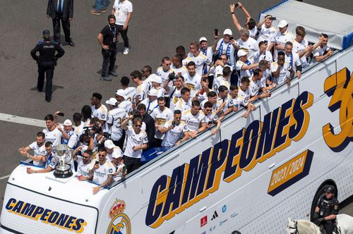Tot în tricouri albe au sărbătorit jucătorii lui Real Madrid al 36-lea titlu în LaLiga / Foto: Imago