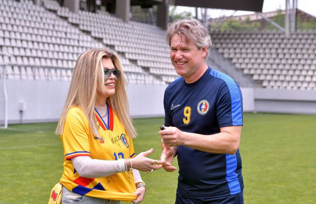 „Bună seara, iubito!” » Loredana Groza a întrerupt antrenamentul Generației de Aur, pe Arcul de Triumf: „Țin minte că Răducioiu stătea deasupra mea. La cameră mă refer”