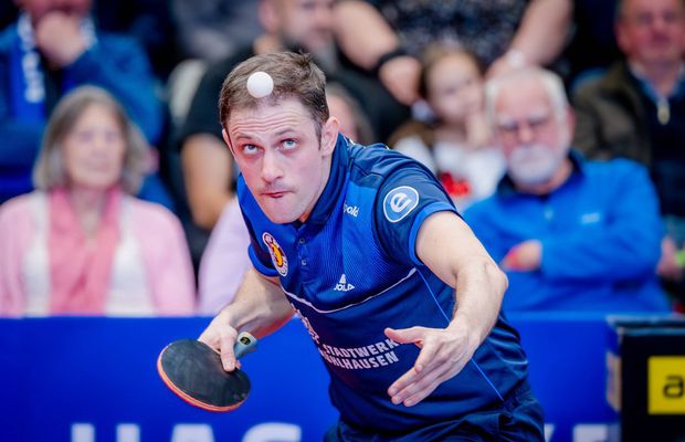 Ovidiu Ionescu și Eduard Ionescu sunt în căutarea biletelor individuale pentru Paris