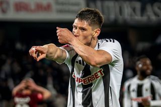 Adrian Mititelu a numit echipele din străinătate care l-au ofertat pe Vladislav Blănuță: „Sumă bună, dar cu 7.000 de rate”