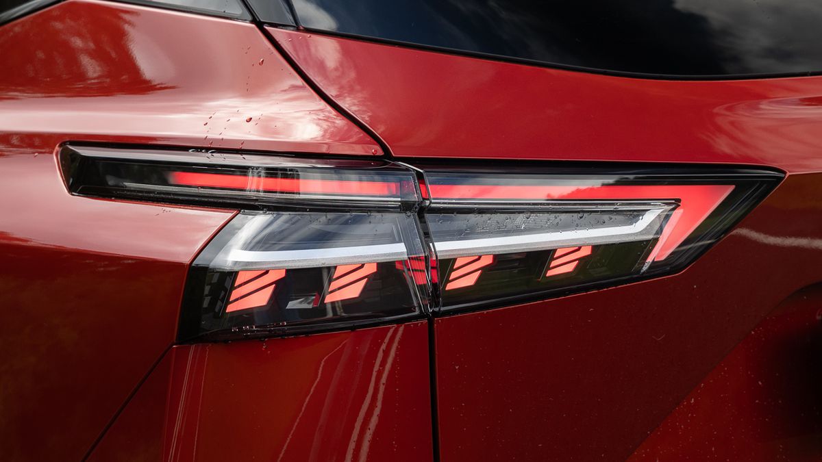 Gigantul auto îndrăgit de români are mari probleme financiare! Șefii dau afară 20.000 de oameni și închid 7 fabrici