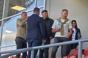 A venit la meci și ar putea prelua echipa la scurt timp după finala Cupei României Betano