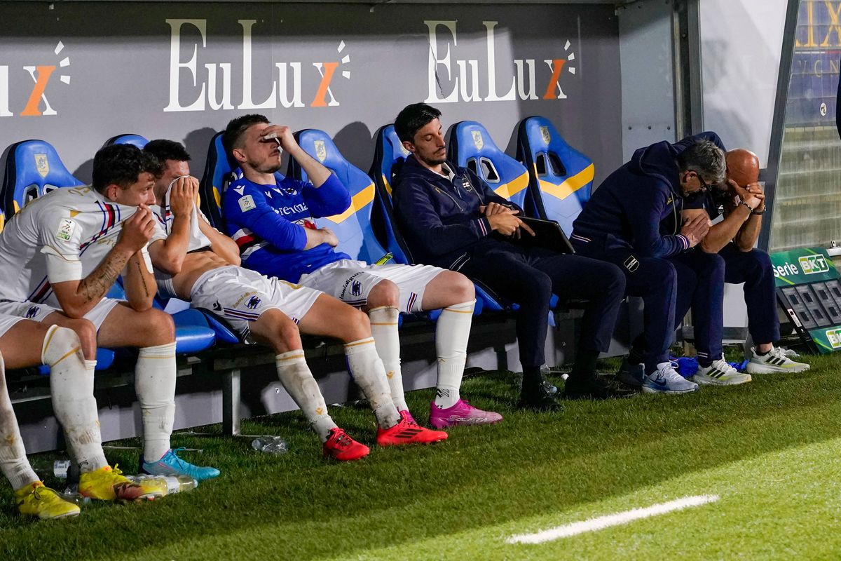 Dezastru istoric pentru echipa de tradiție din Italia! Fosta campioană a retrogradat în premieră în Serie C