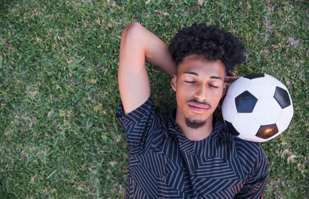 Ce obiceiuri nocturne au sportivii de top și cum poți să le adopți și tu acasă