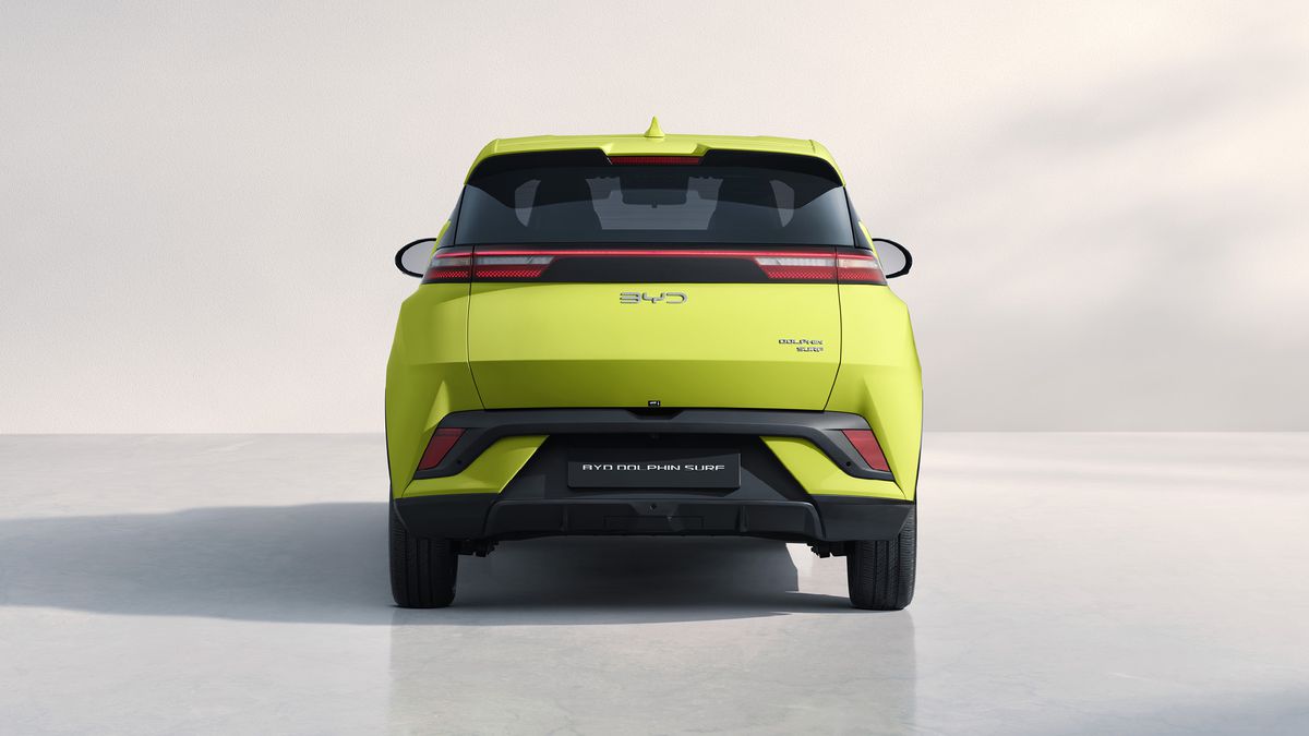 Land Rover și Jaguar, îndepărtate de pe „Barbu Văcărescu” » Noua mașină pe care pariază Ion Țiriac