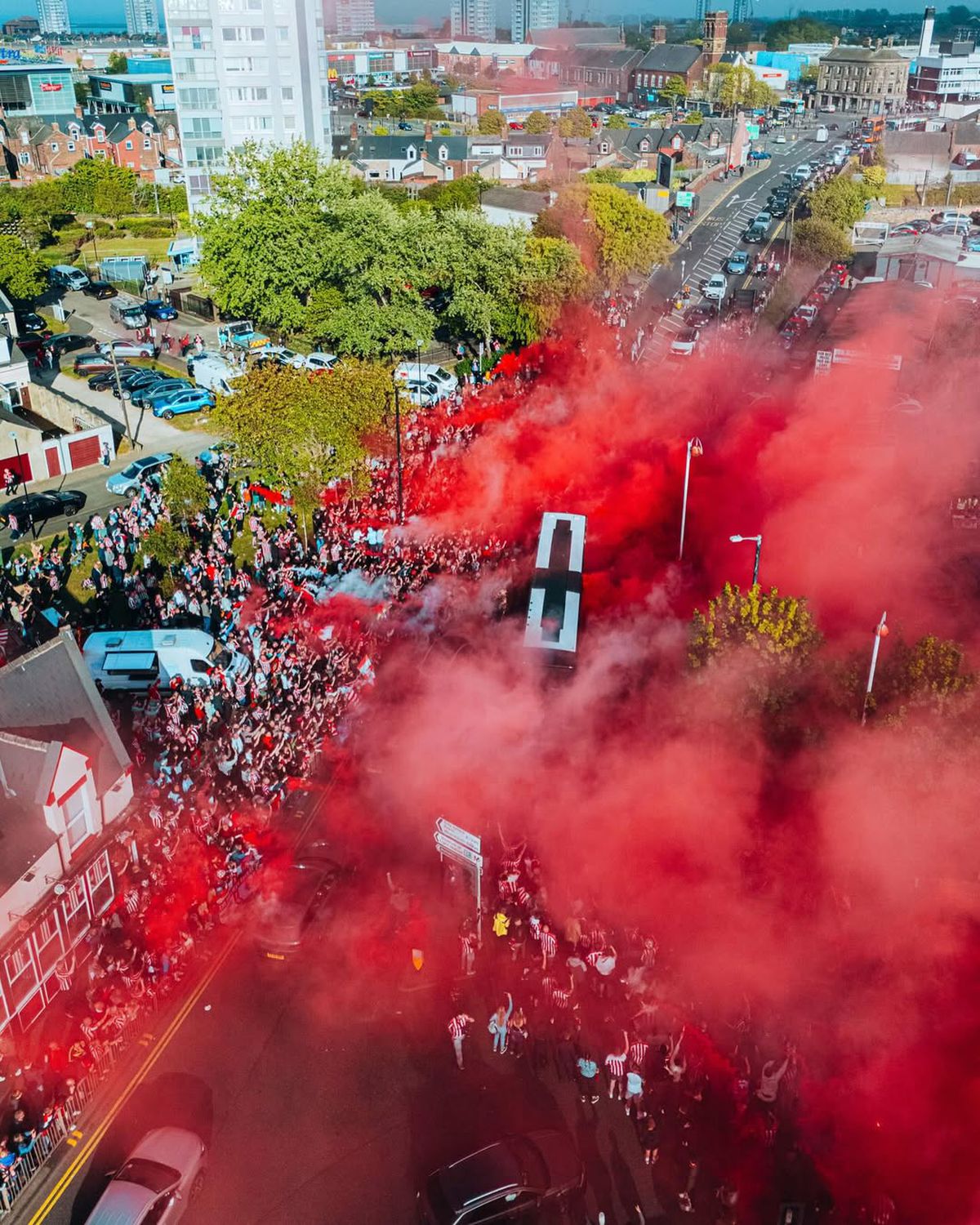 „Pisicile negre” merg în finală după un duel interzis cardiacilor și vor juca în cel mai „bănos” meci din fotbal!