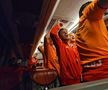 Imagini tari surprinse de GSP în autocarul CFR-ului: „S-audă Europa, CFR-ul a luat Cupa!” » Camora și jucătorii cântă și dansează, Louis Munteanu cu look a la Lamine Yamal