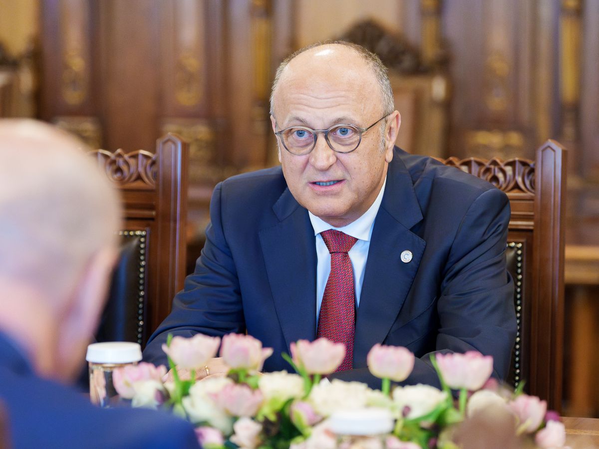 Dan Șucu a primit distincția din partea președintelui interimar Ilie Bolojan, la Palatul Cotroceni: „N-am fi ajuns aici fără ea”