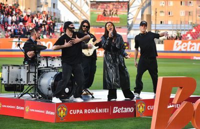 Antonia, concert cât o repriză de box la CFR Cluj - Hermannstadt, finala Cupei României de la Arad