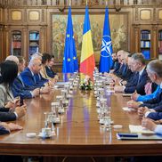 Dan Șucu a fost decorat de Ilie Bolojan, președintele interimar al României, foto: Facebook @Administrația Prezidențială a României