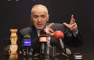 Garry Kasparov: „Războiul Ucraina - Rusia s-ar putea termina în scenariul 1918, nu 1945” + Pe cine alege dintre Messi și Maradona: „El e mai mare”