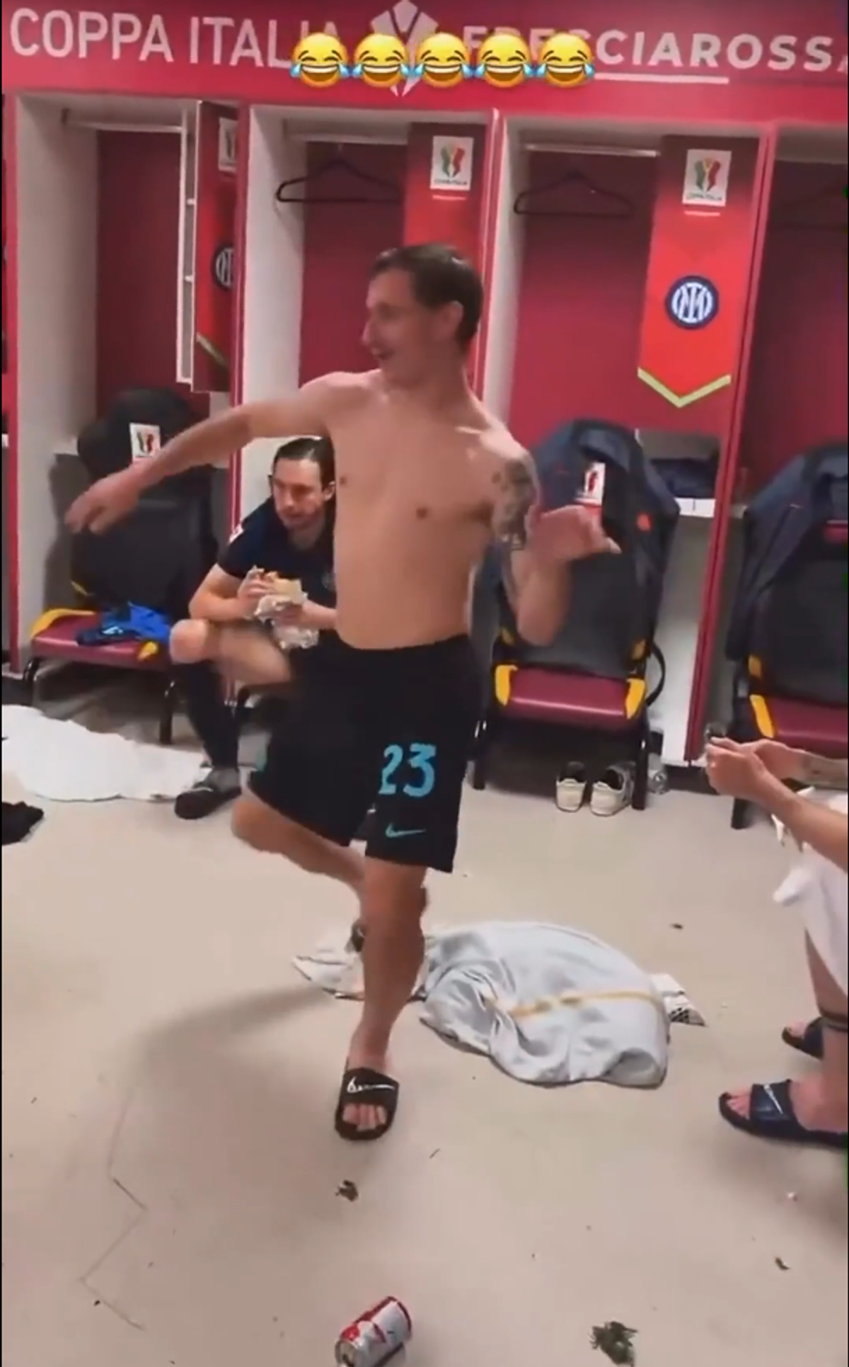 Nicolo Barella, dans viral după câștigarea Cupei