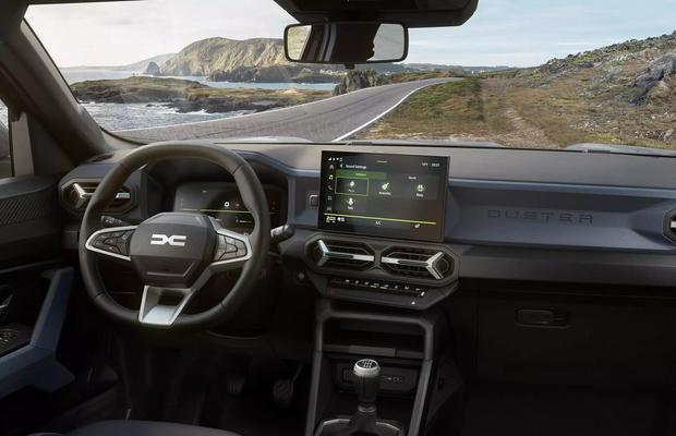 Mașina comunistă va avea un nou model după o pauză de 50 de ani » Au copiat Dacia: imagini în premieră