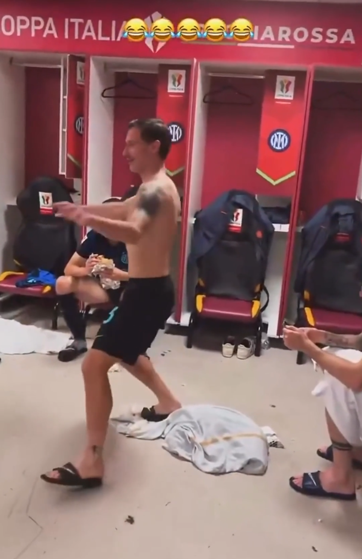 Nicolo Barella, dans viral după câștigarea Cupei