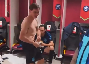 Dans „sexy” în vestiarul lui Inter după eventul reușit de Cristi Chivu » Imaginile cu Barella au devenit virale
