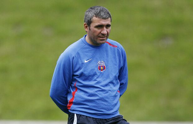 EXCLUSIV VIDEO Un fost stelist recunoaște: „Serios, făceam entorsă când încercam să-l imit pe Hagi” » De ce a demisionat „Regele” de la FCSB