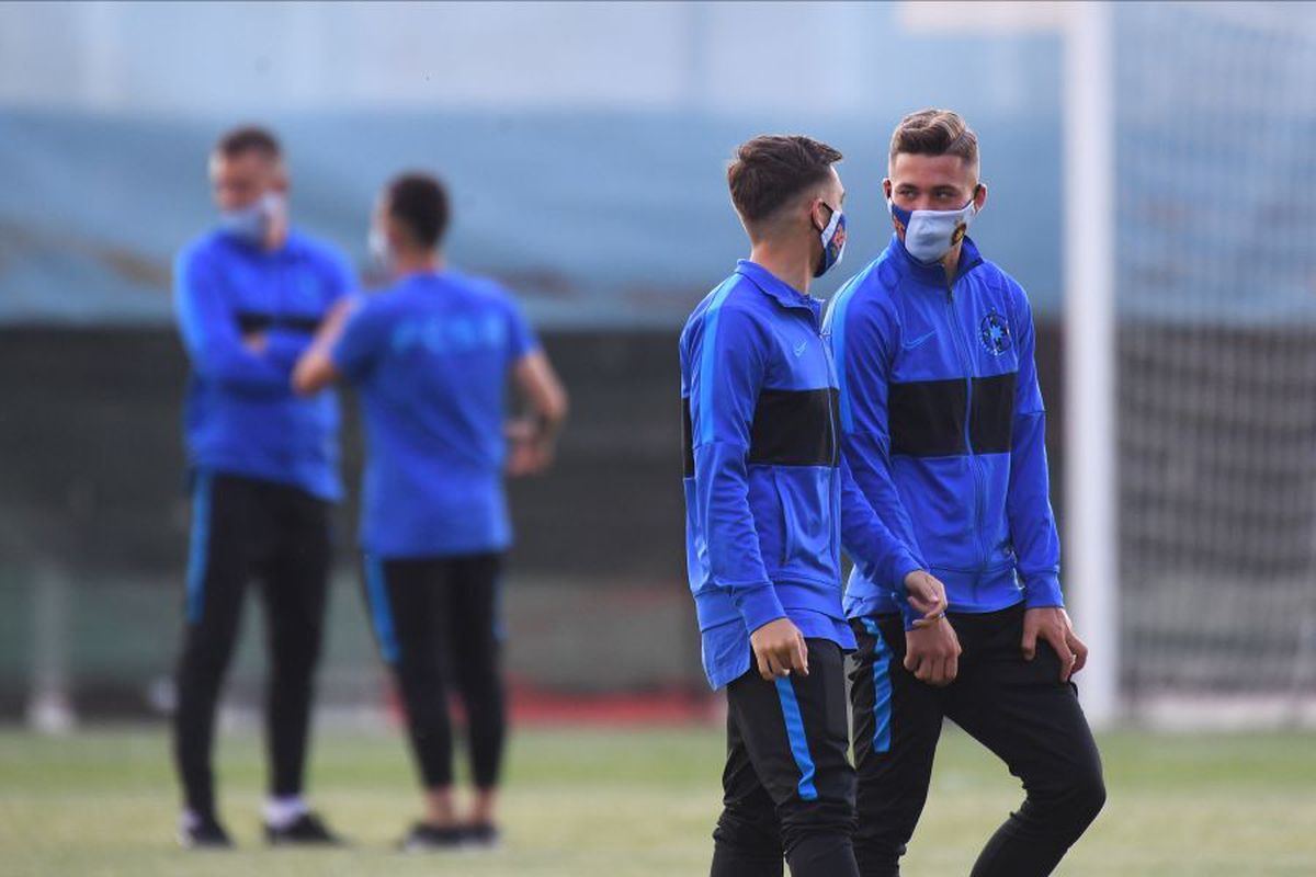 Nedumerirea lui Reghecampf când se uită la FCSB: „Vorbesc cu MM, cu patronul, dar nu pot întreba asta”