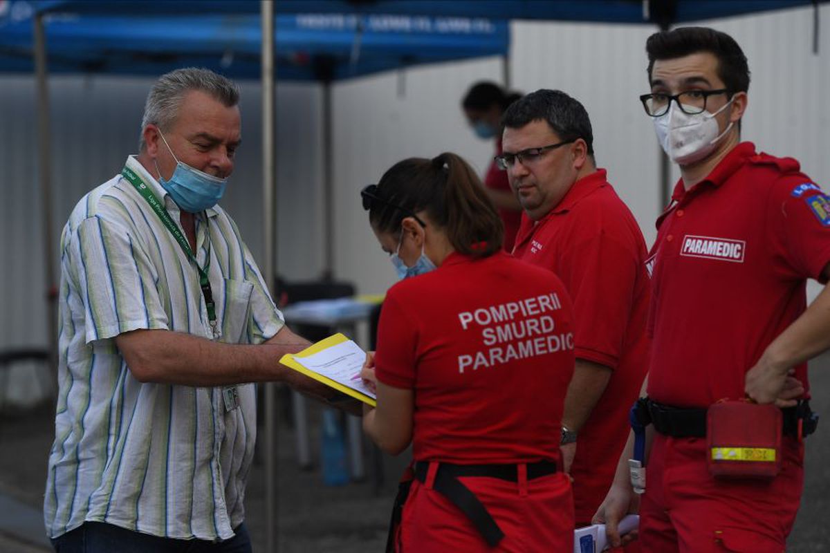 CFR CLUJ - FCSB 1-0. Gigi Becali recunoaște că a ordonat o schimbare: „Uită că e pe terenul de fotbal. Am luat țeapă cu el!”