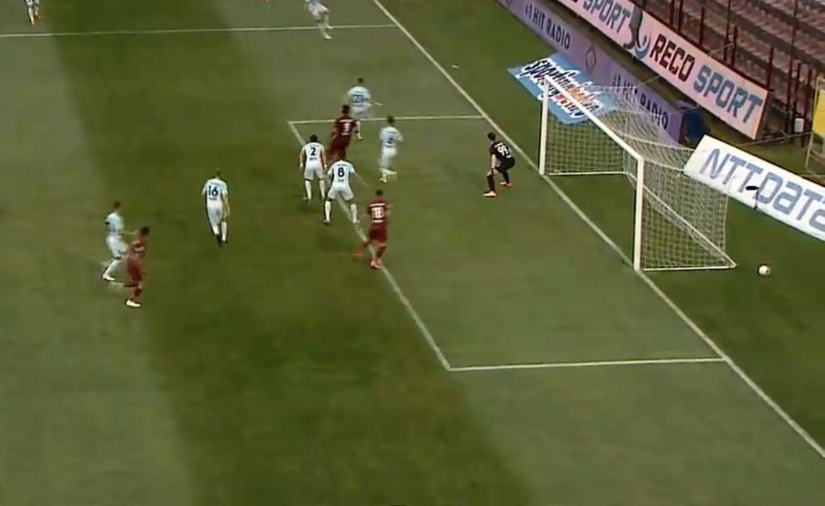 CFR Cluj - FCSB. FOTO Faza în care Ovidiu Popescu s-a făcut de râs: Andrei Vlad nu a avut nicio reacție