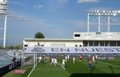 VIDEO + FOTO Real Madrid se menține aproape de Barcelona! Victorie lejeră cu Eibar, 3-1
