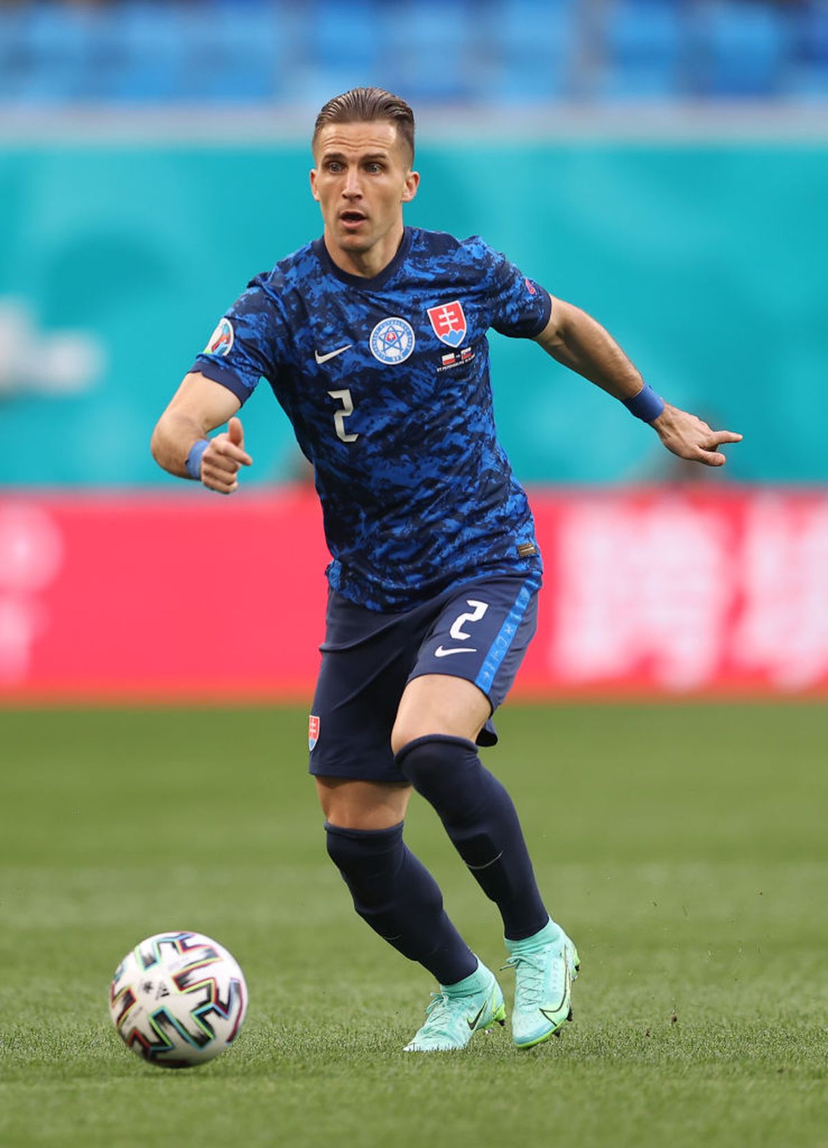 Un fost jucător român, aproape să fie detronat la Euro 2020! Deține recordul de 37 de ani