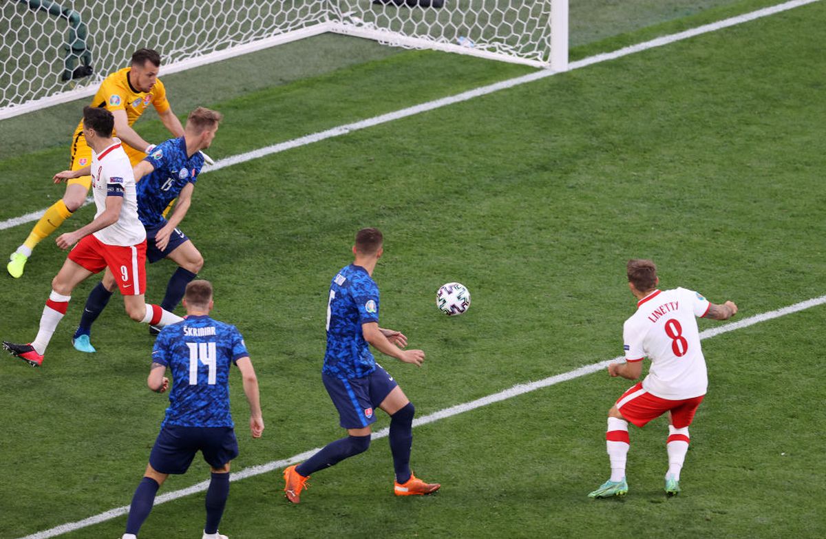 Un fost jucător român, aproape să fie detronat la Euro 2020! Deține recordul de 37 de ani