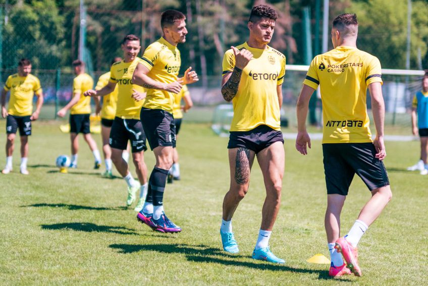 CFR Cluj pleacă în cantonament fără 3 nume importante: Costache, Chipciu și  Florin Ștefan!