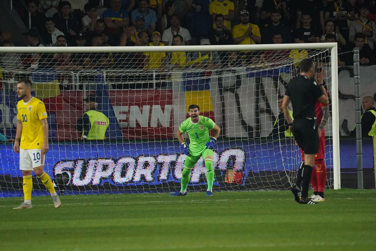 „Tricolorii” lui Edi l-au trimis pe Mugosa într-o galerie selectă, alături de Haaland, Lewandowski sau Ferenc Puskas