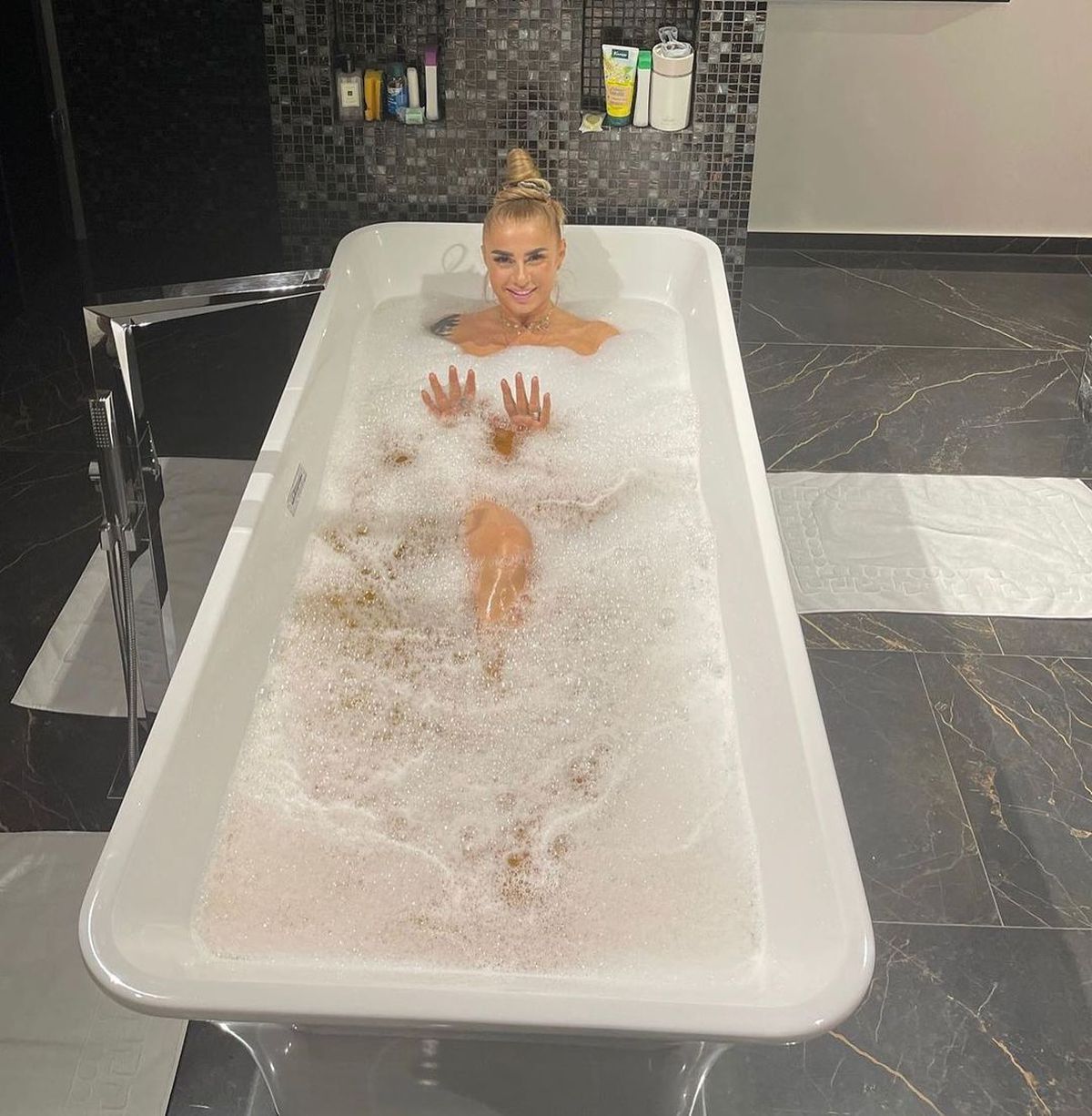 Anamaria Prodan, reacție dură la adresa lui Irinel Columbeanu, care a ajuns într-un azil de bătrâni: „Trebuia să-şi aştearnă foarte bine pentru bătrâneţe”