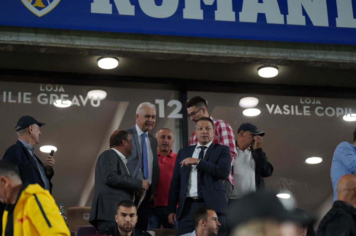 Postare agresivă a unui fost internațional: „Rușine, voi ne-ați adus aici! V-ați bucurat la o «friptură» și l-ați votat pe Burleanu!”