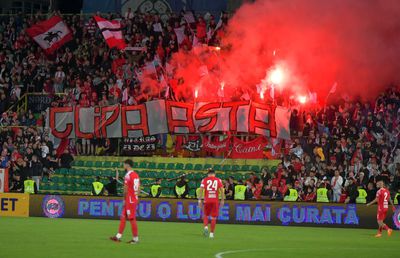 Avertisment pentru ultrașii lui Dinamo dacă vor repeta derapajele rasiste. Un jucător al unei rivale anunță: „Voi lua atitudine, voi opri meciul!”