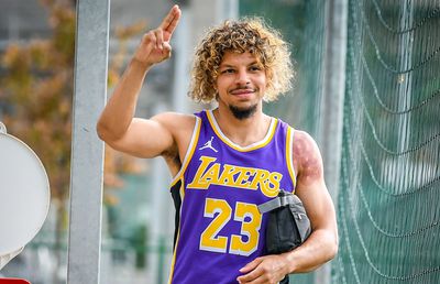 22 de fotbaliști la reunirea Rapidului » Noutățile, cine a lipsit și cel mai ambițios elev al lui Mutu: „Nimic nu se cumpară cu titlul pe care îl vom câștiga”