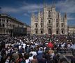 Italia s-a despărțit de Il Presidente » Ce au strigat miile de oameni veniți să-și ia adio de la Silvio Berlusconi, la Domul din Milano
