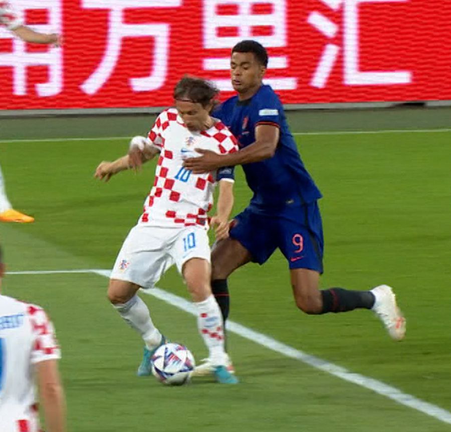 Istvan Kovacs, semifinală complicată în Liga Națiunilor » 6 goluri, răsturnări și 2 penalty-uri dictate în Olanda - Croația