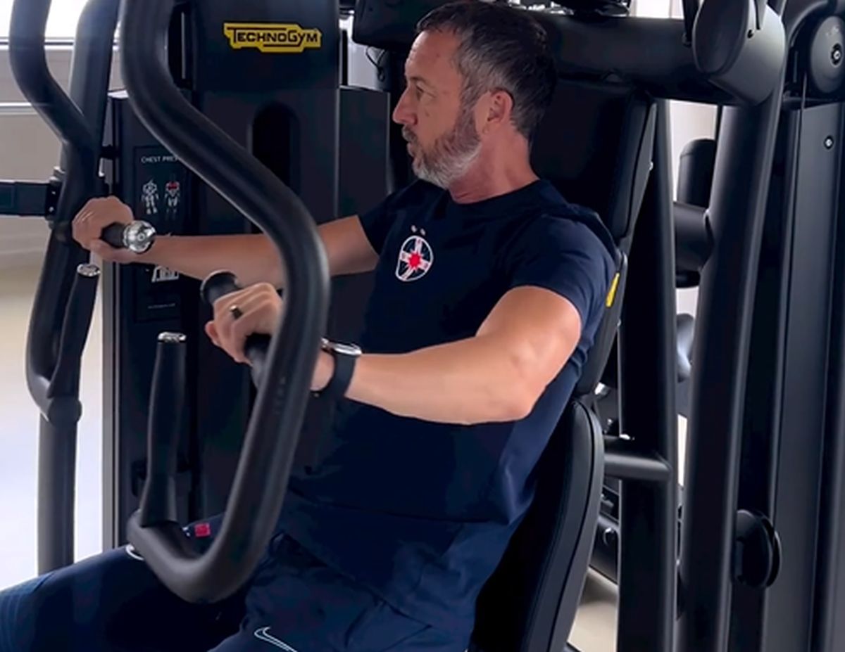 „Cum să te opui unui dictator” » Teodora, imagine virală cu Mihai Stoica