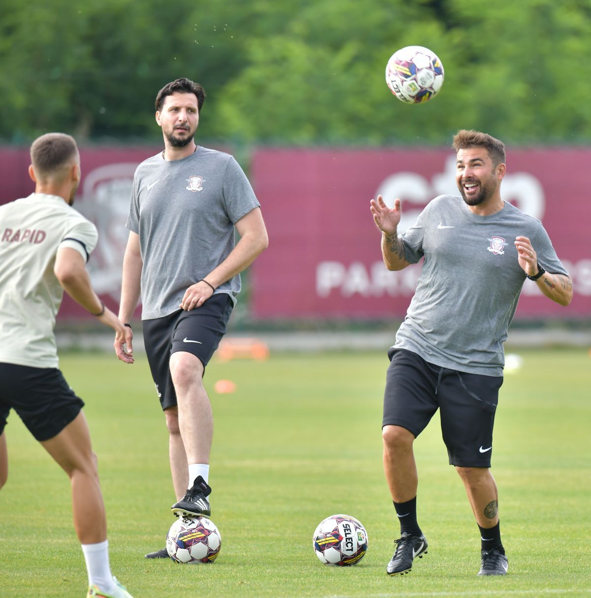 Rapid s-a reunit la baza Constructorul